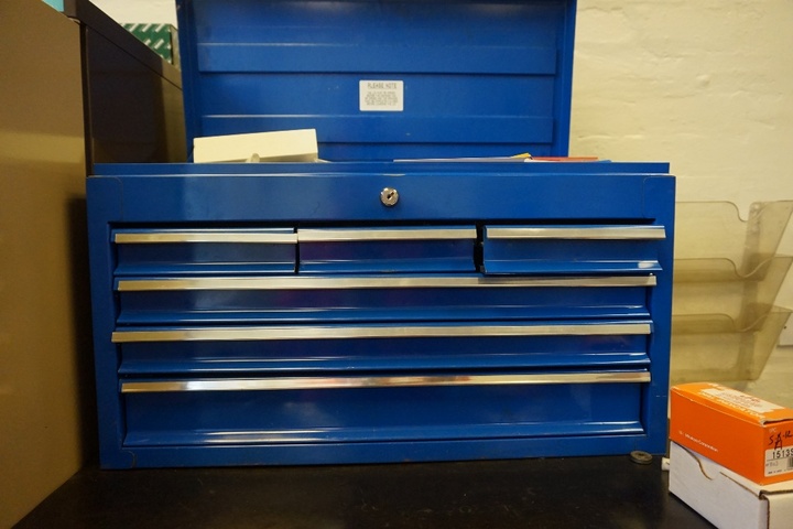 6-Draw Box with Carbide Tip Holders & Carbide Cutters