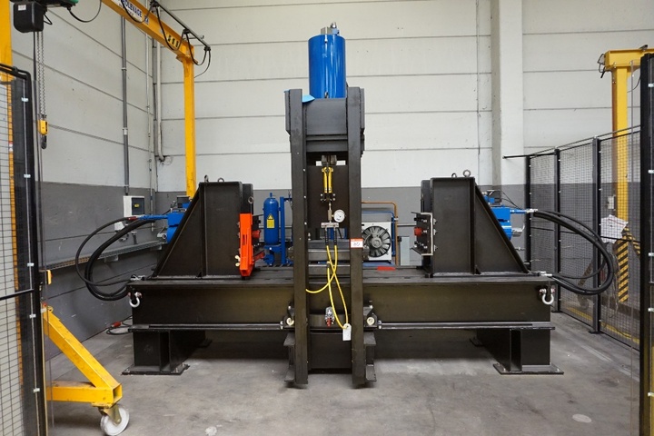 Rexworth Test Rig Test Cell Load Frame