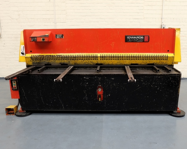 Edwards Truecut Type 6.5/2500 Power Guillotine