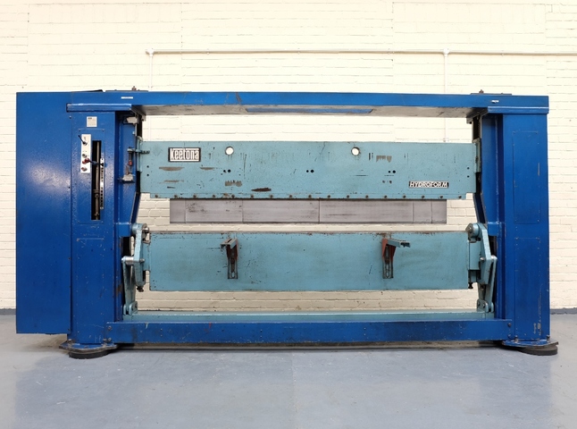 Keetona Hydroform Hydraulic Folding Machine
