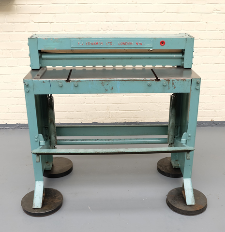 Edwards Treadle Guillotine