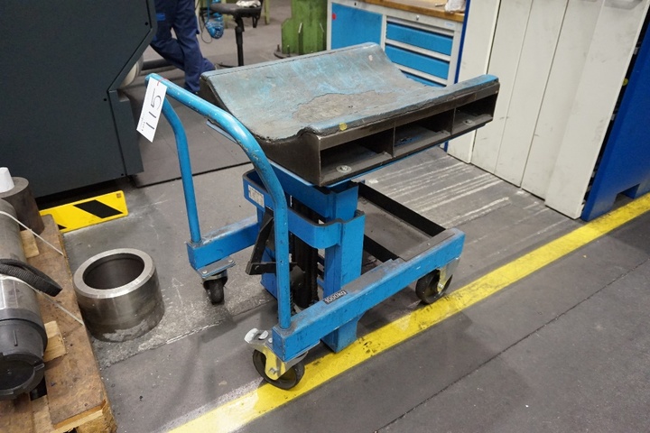 Hydraulic Tool Lift