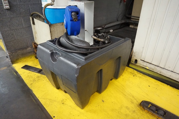 Mobile Storage Tank Unit for Coolant/Oil