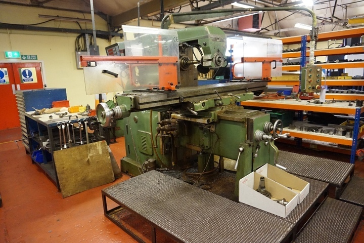 Gate Giewont No. 4 Universal Milling Machine