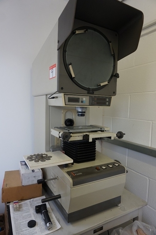 Mitutoyo PJ300 Shadow Graph