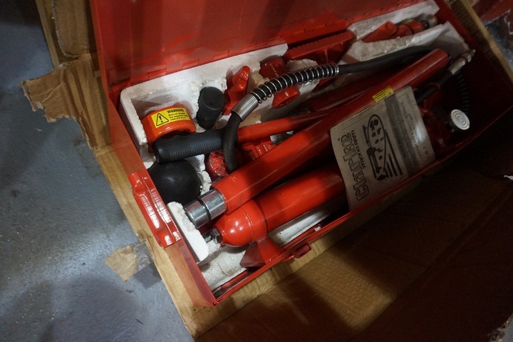 Clarke Strong Arm 10 Ton Fast Action Body Repair Kit