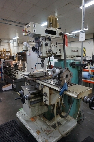 TOS Kurim FNK 25A Turret Mill