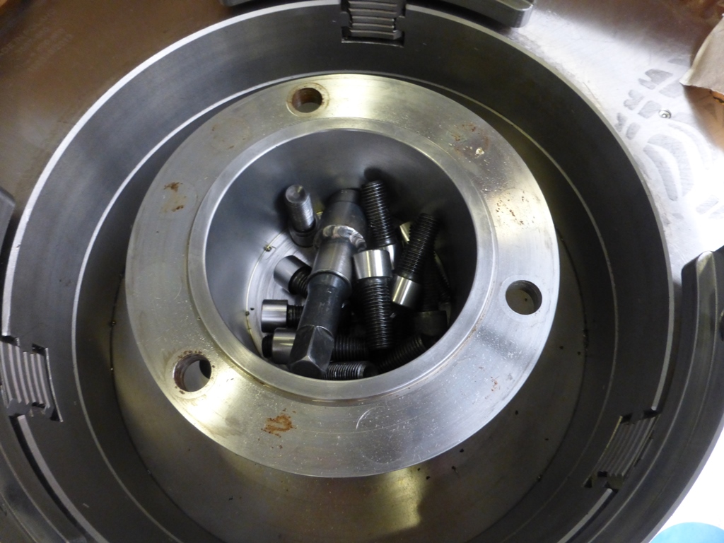 3 Jaw Chuck 660mm Diameter – Wrap Jaws