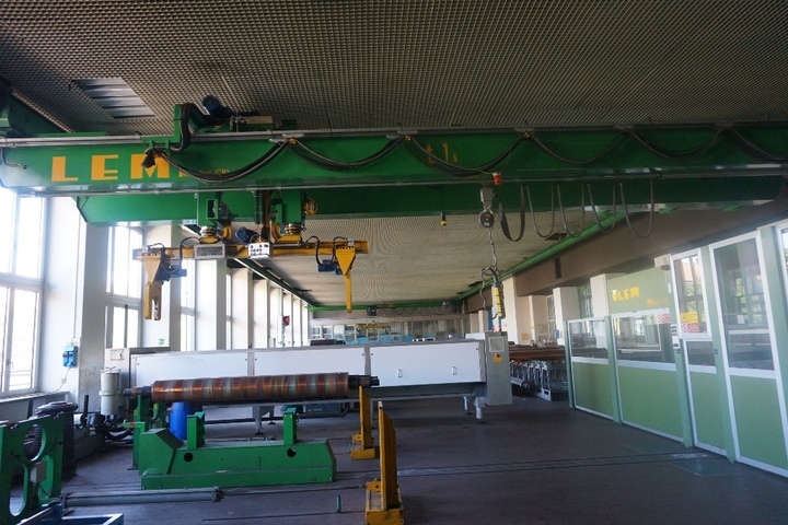 LEM Classe A4 1.6-Ton Capacity Crane