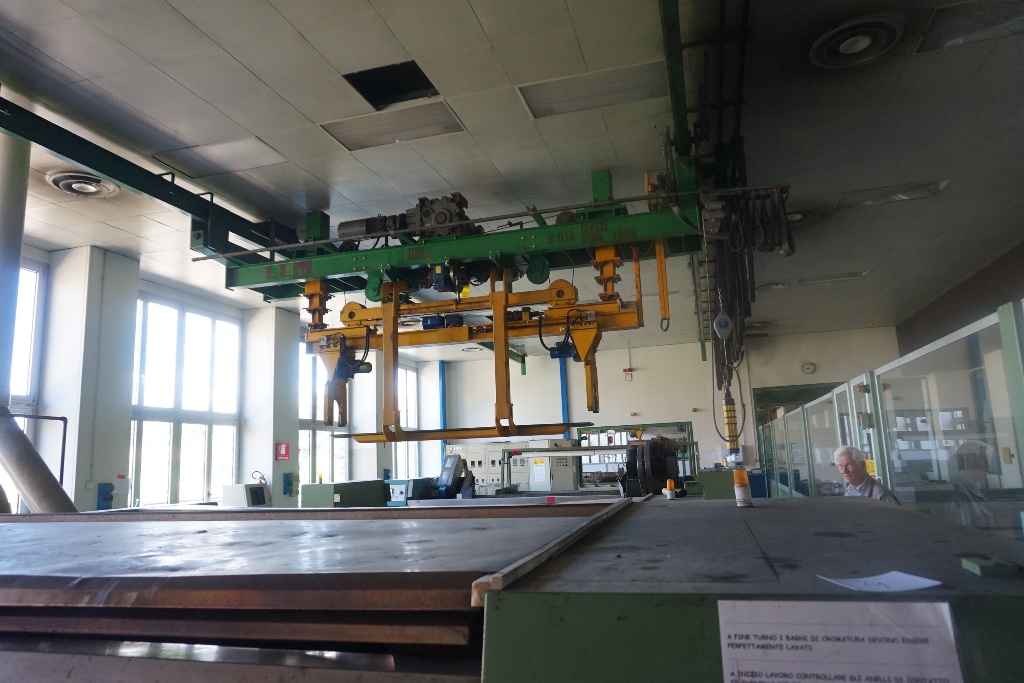 Overhead Gravure Cylinder Lifting System comprising two LEM 2 Ton Cranes