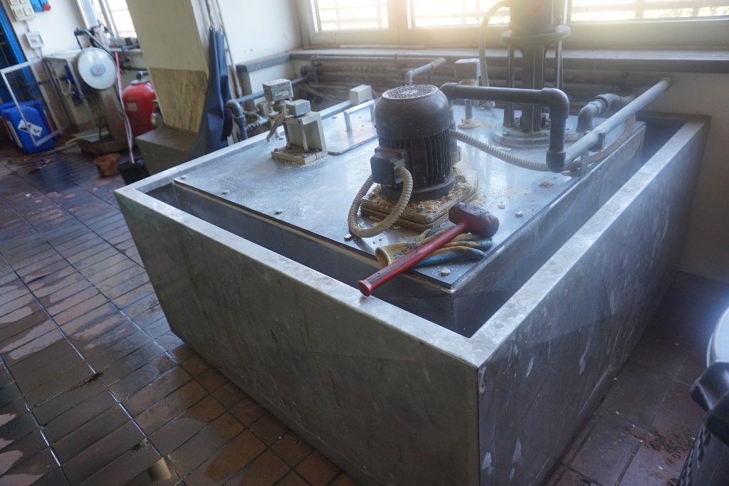 MDC-Max Dätwyler AG Combimaster Cylinder Washing & Degreasing Tank