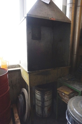 800mm x 600mm Extraction Cabinet