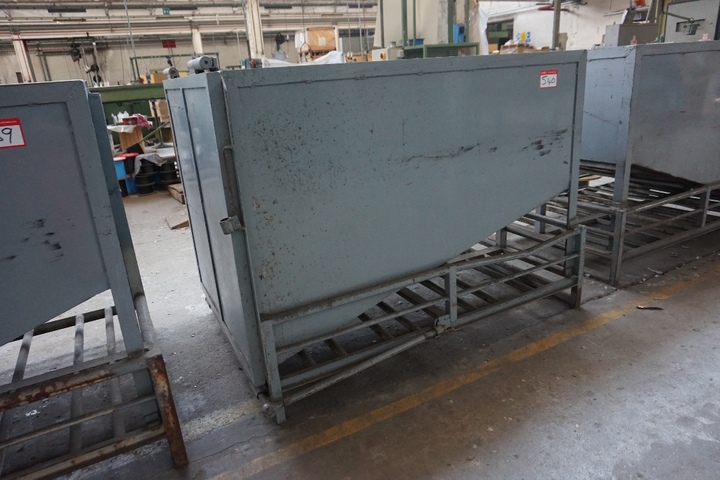 Skip, 1.6m length x 1.1m width x 1.25m high