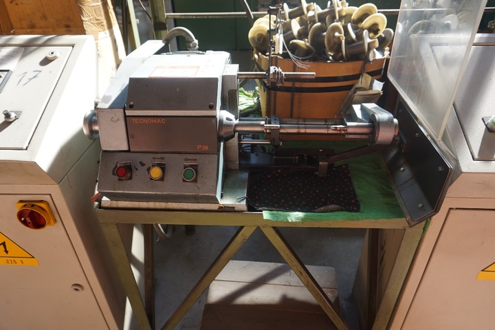 TECNOMAC P38 Bobbin Winders with Bucket Payoff