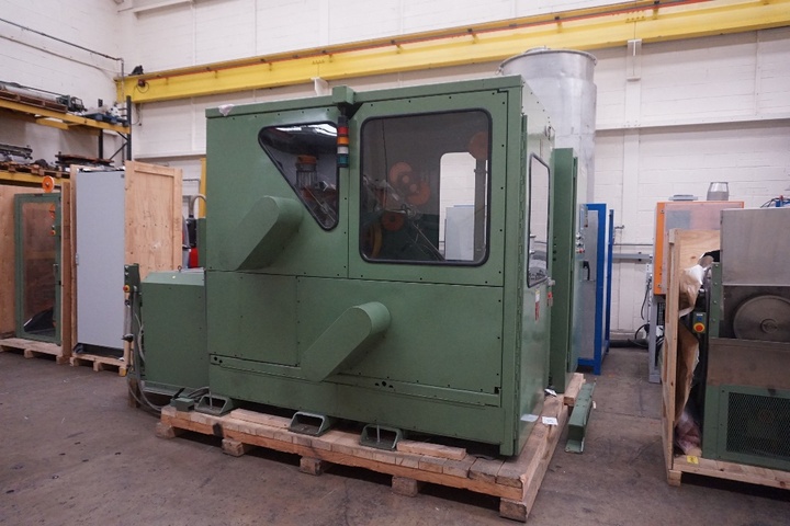 Davis Standard/Clipper Machine TTA-630