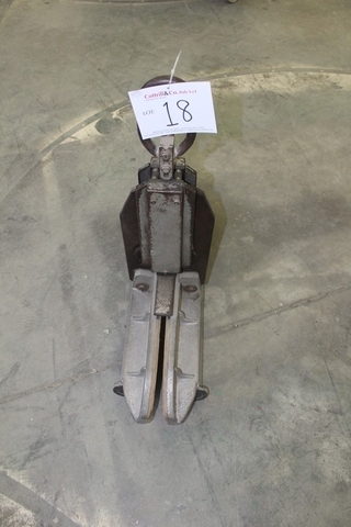 Bottero type C-750 Single Sheet Glass Clamp