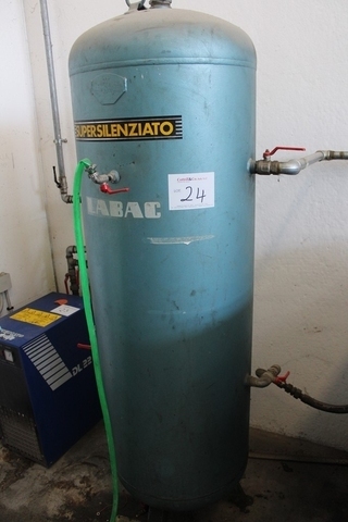Lamac 500 Litre Vertical Air Receiving Tank