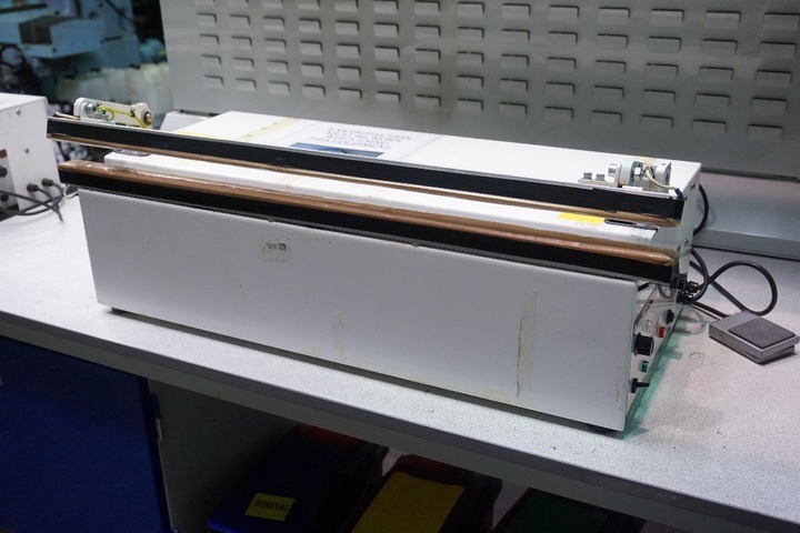 Universal Heat Sealing Machine