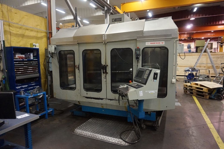 Eumac MC-1300P Vertical Machining Centre
