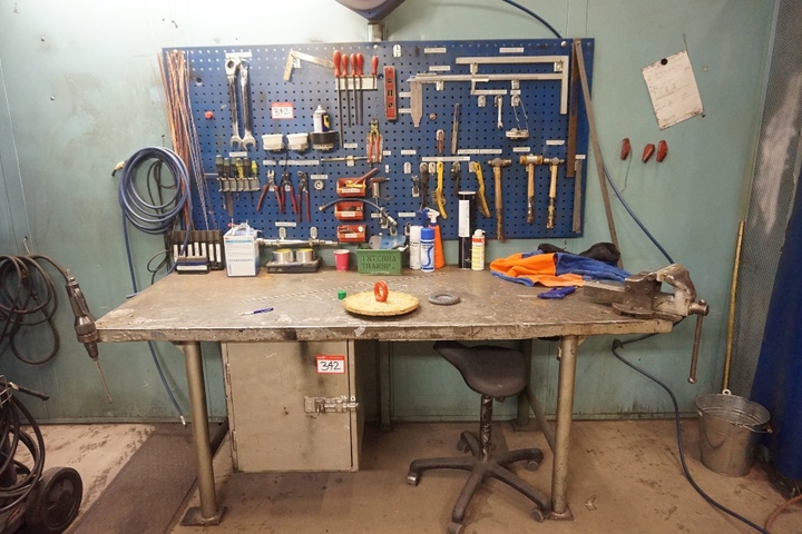 Steel Welding Table with Vice