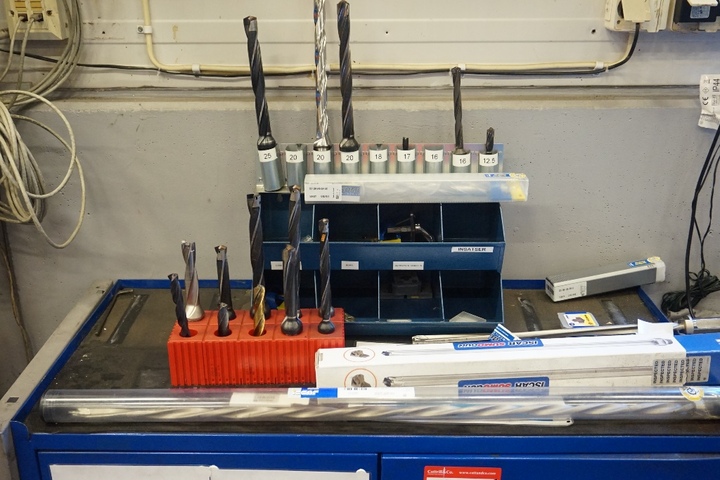 Cupboard with U Drills and Boring Bars