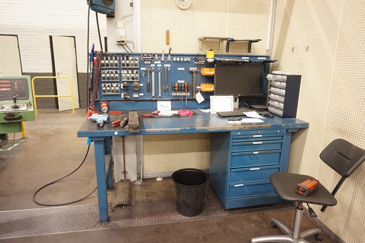 Bench 2m x 800mm with 5 Drawers, Boring Bar Holders, Carbide Tip Holders (Excluding Computer)