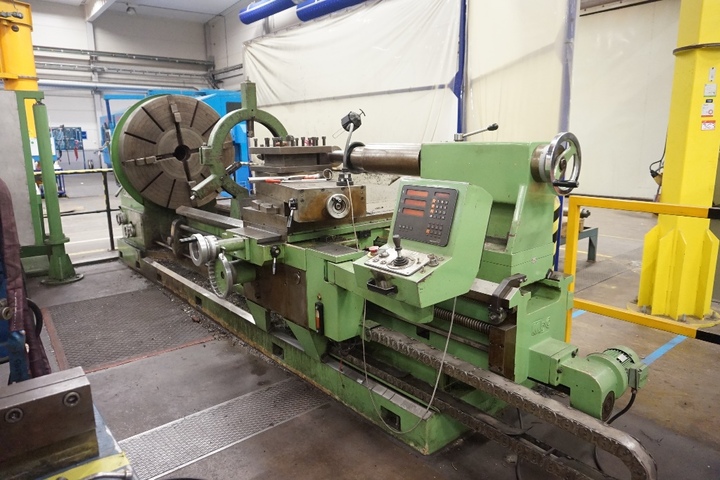 EST TICINO 520 Lathe