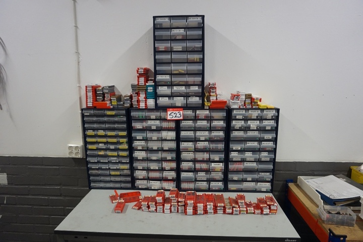 Large Qty of Carbide Tips and Gigant Bench