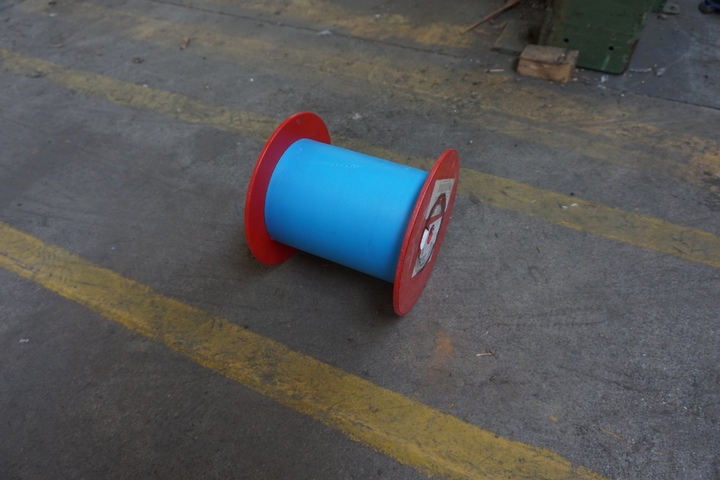 50 x 230mm Red Plastic Reels