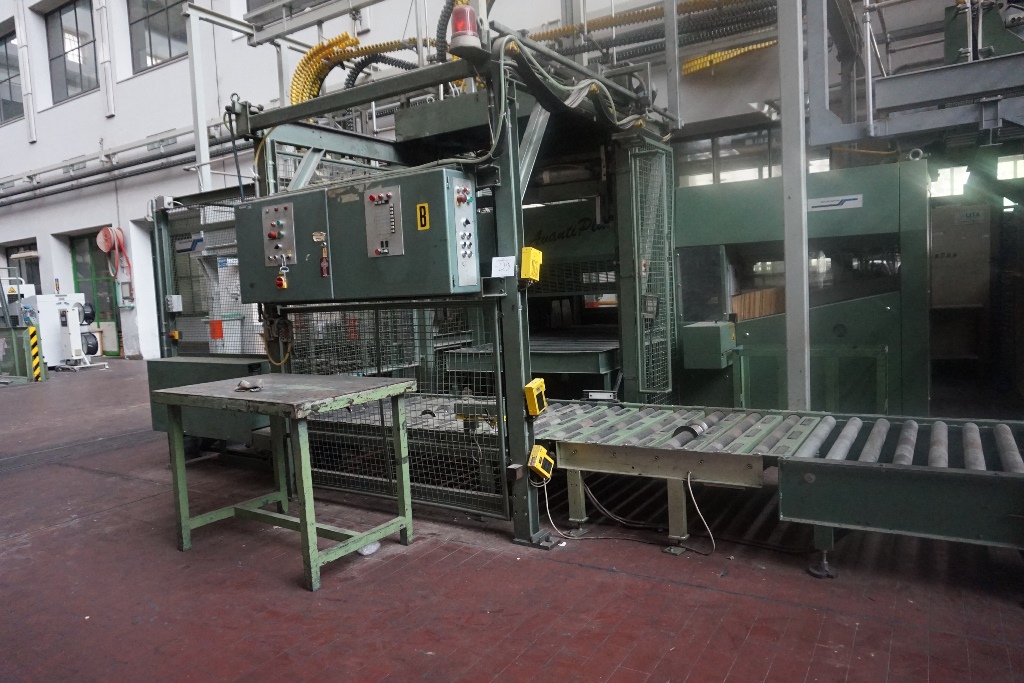 Muller Martini Type 0377.04.05 Avanti Plus Horizontal Log Stacker