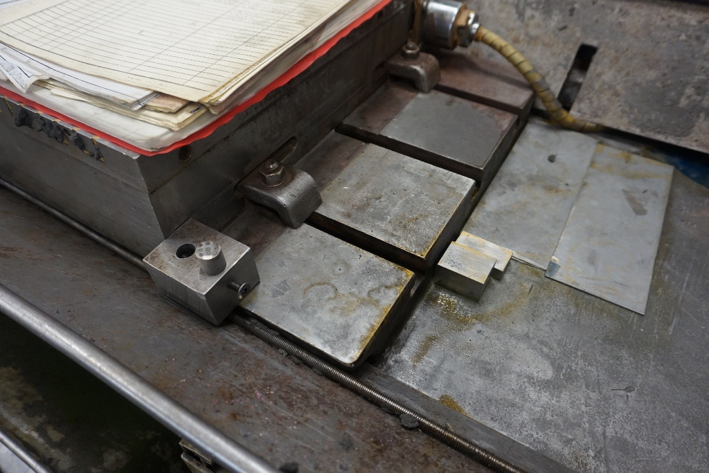 ELB Grinder SWB10VA1 Electric Magnetic Chuck