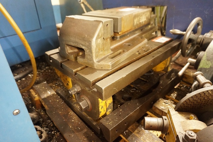 8” Machine Vice and Slotted Swivel Plate