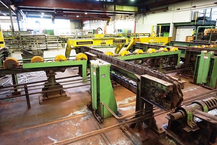 Chain Take off Unit with Roll Away Device, Controls and Electrical Cabinets