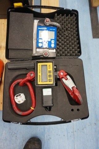 (2) x 5 Ton Digital Lifting Gauges