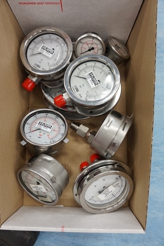 Large Qty of Grisarine Pressure Gauges