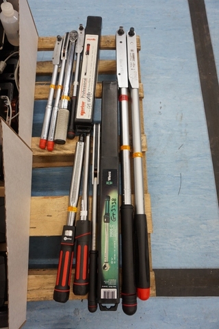 Qty of Torque Wrenches