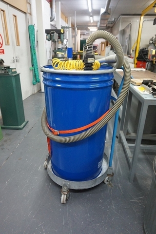 Air Vacuum for Liquids