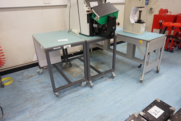 (3) Anti-static Mobile Trolleys