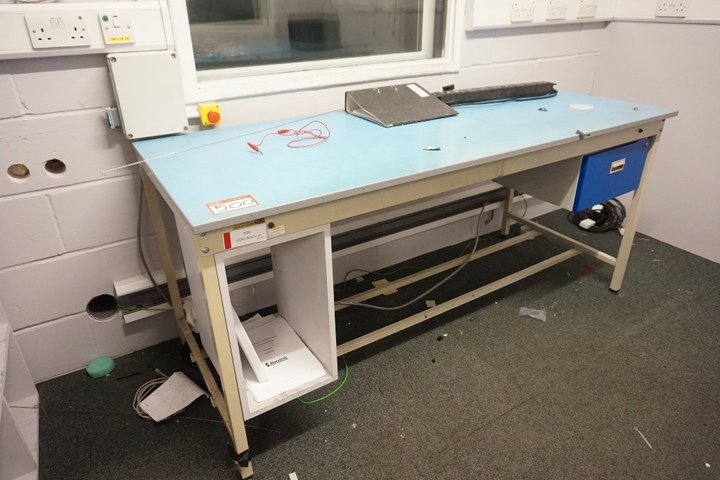 (2) Anti-static Work Benches