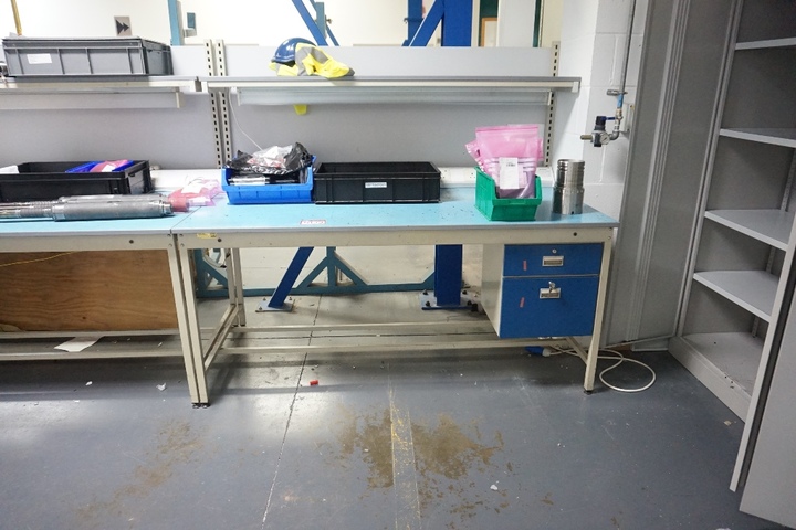 (2) Anti-static Work Benches