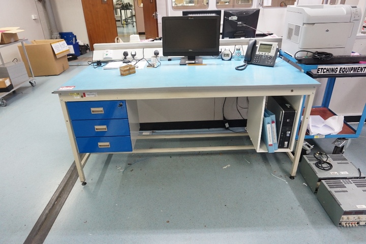 (2) Anti-static Work Benches