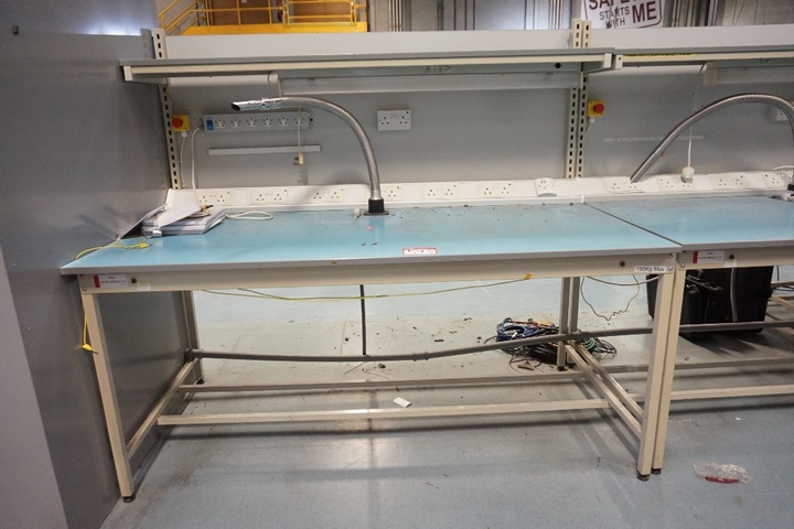 (4) Anti-static Work Benches