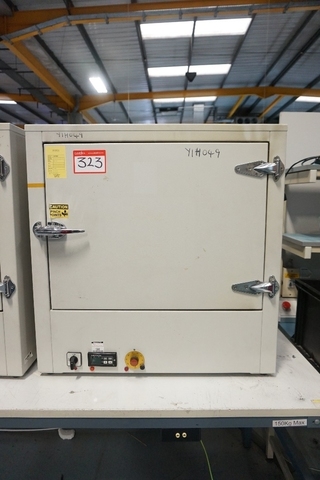 Genlab SPBS130E Bench Top Oven