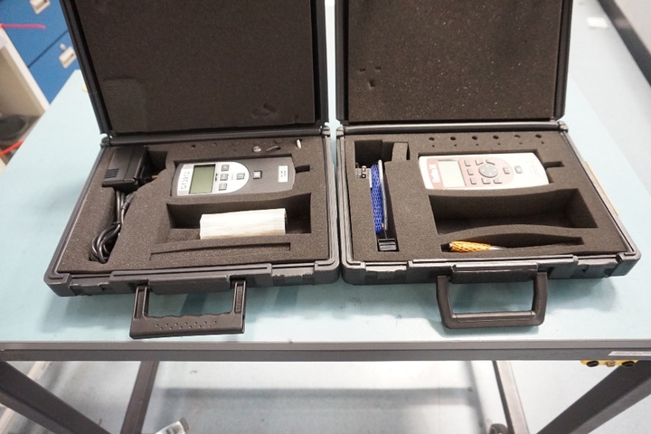 (2) Ametek Chatillon DFXII 50LBF 250N Digital Force Gauges