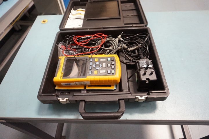 Fluke 123 Scopemeter 20mhz