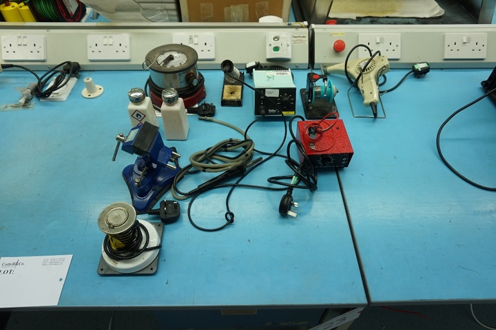 Solder Station Equipment