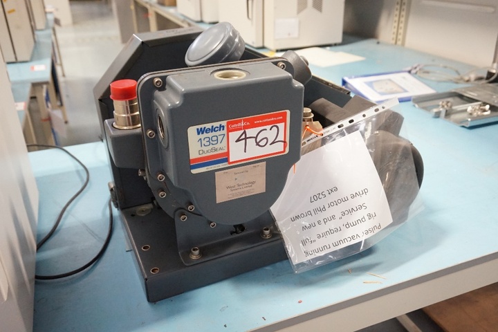 Welch 1397 Duoseal Vacuum Pump