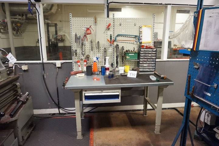 Bench 1.5m x 800mm with 1 Drawer, Centres, Taps, Carbide Tips and Drills