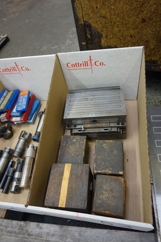 7’’ x 4’’ Magnetic Sine Table with Mag Blocks