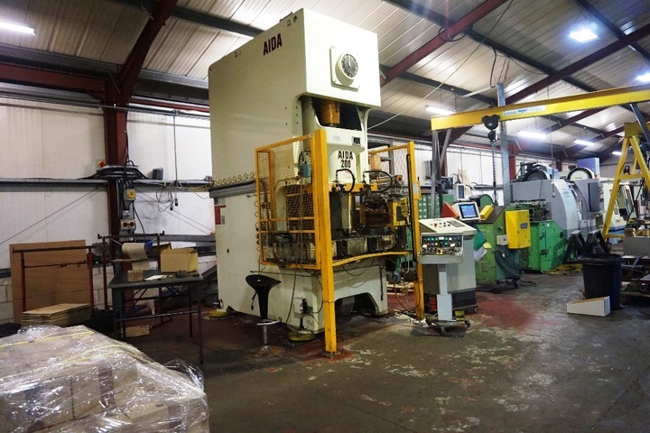 Aida NC1-200-1 Mechanical Gap Frame Stamping Press